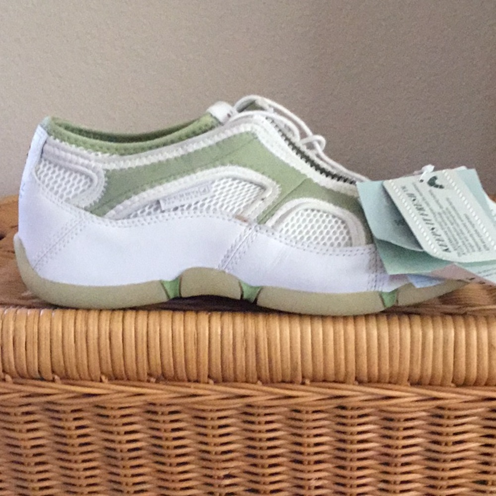 Sperry Top-Sider sailing shoes, brand new w/tags